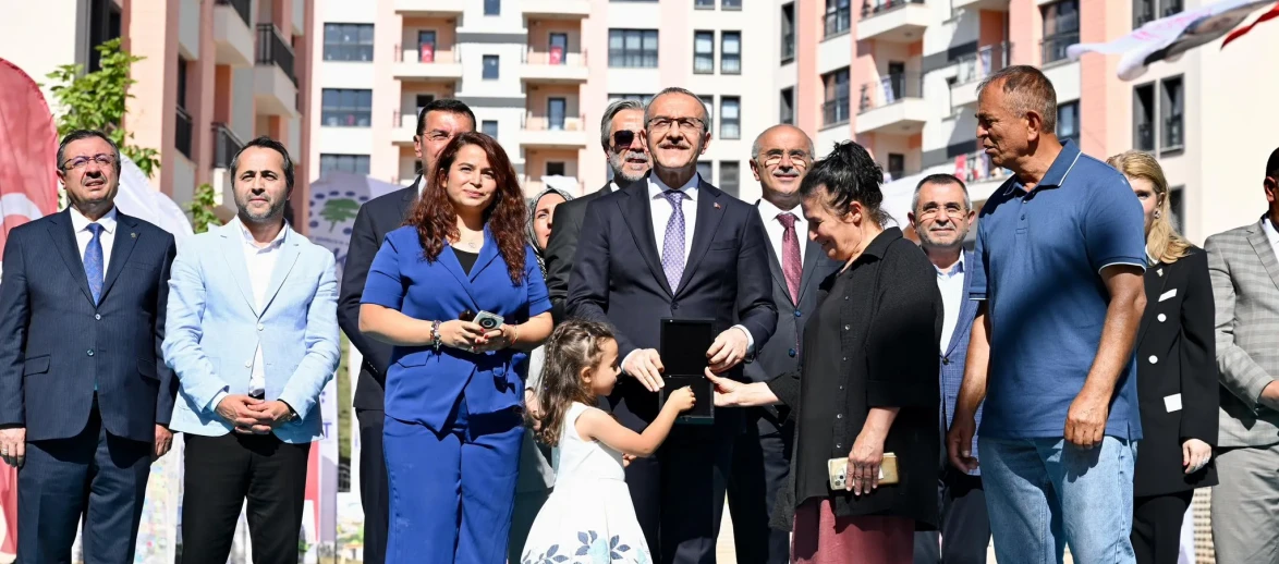 Malatya’da anahtarlar Yavuz tarafından minik ellere verildi