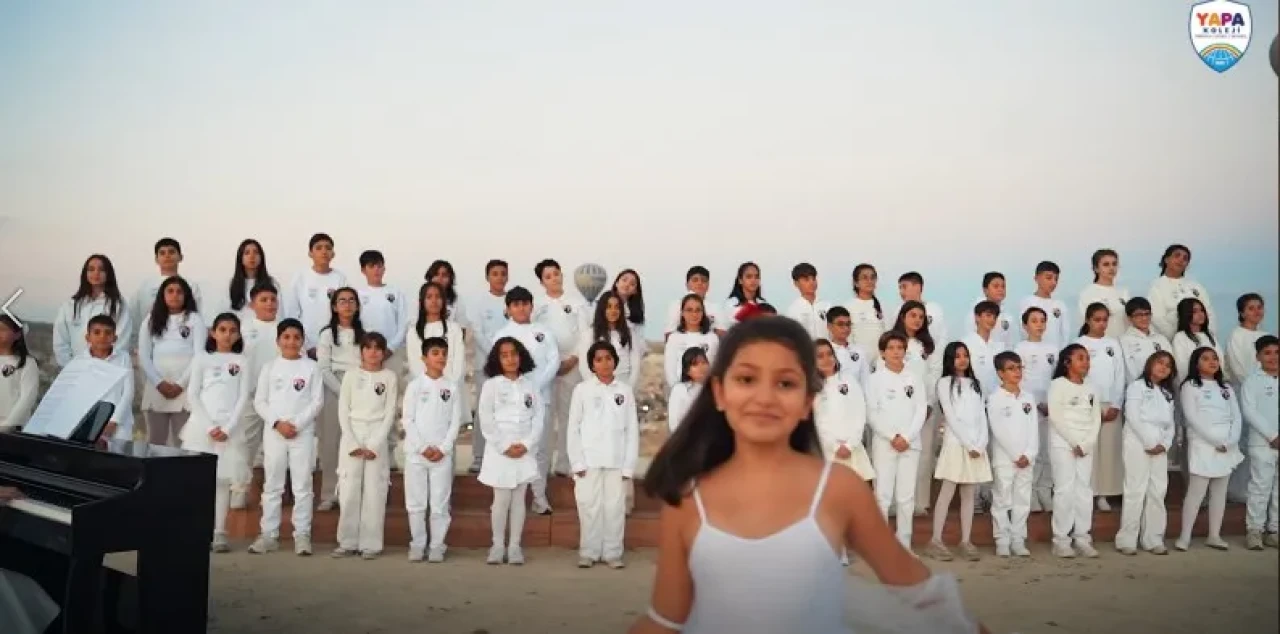 YAPA Koleji yine yaptı Cumhuriyet coşkusu bu kez Kapadokya’da!