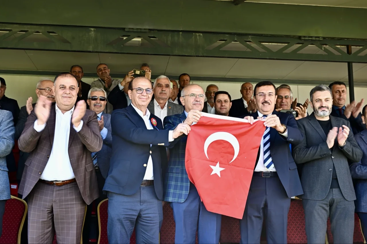 30 ilden 300 sporcu, toplam 389 bin TL ödül için er meydanına çıktı