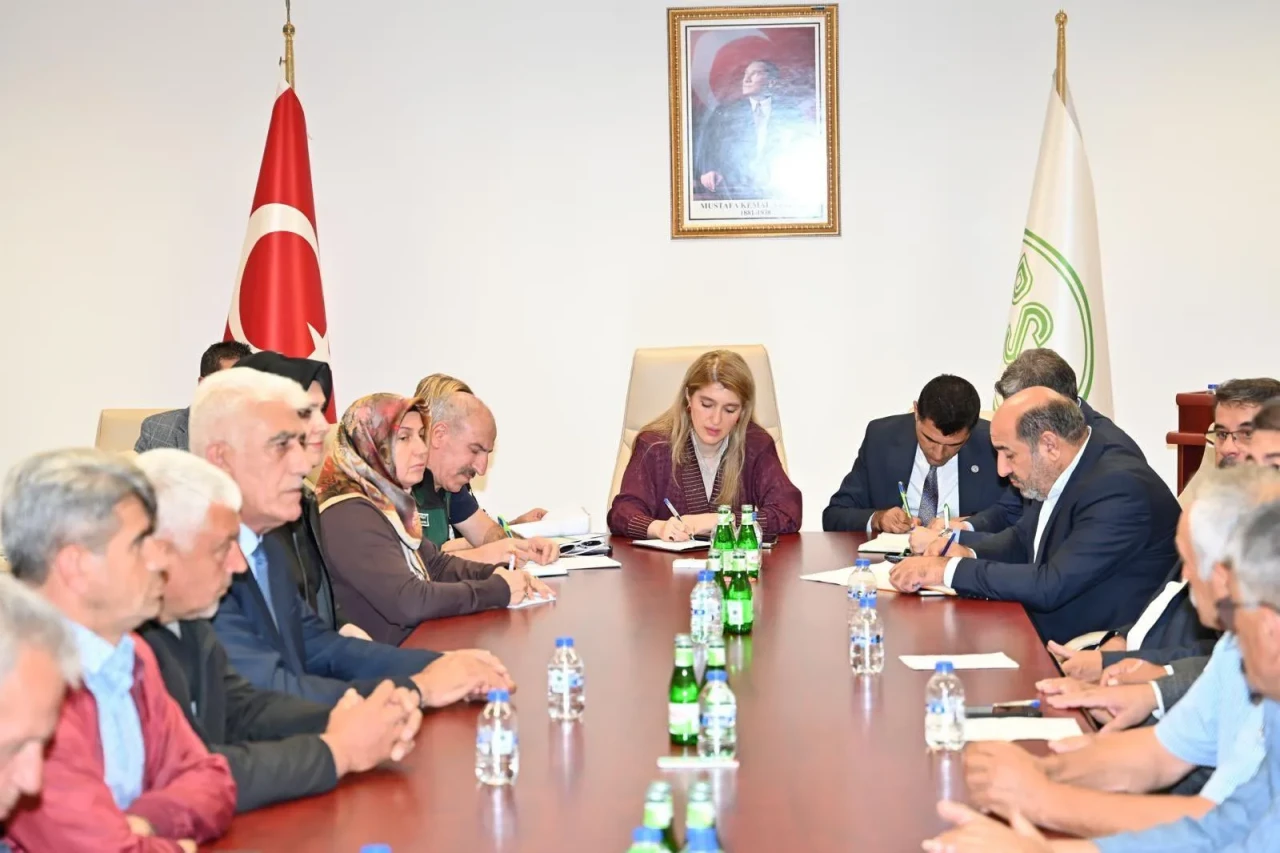 Vekil Ölmeztoprak Malatya'da su sorununa çözüm arıyor!