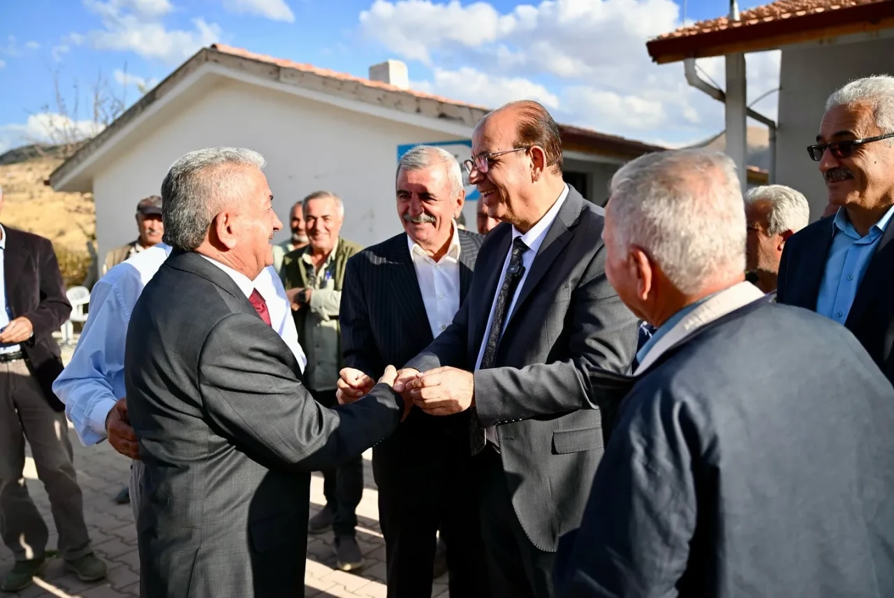 Yeşilyurt Başkanı İlhan Geçit kırsalı çok önemsiyor!