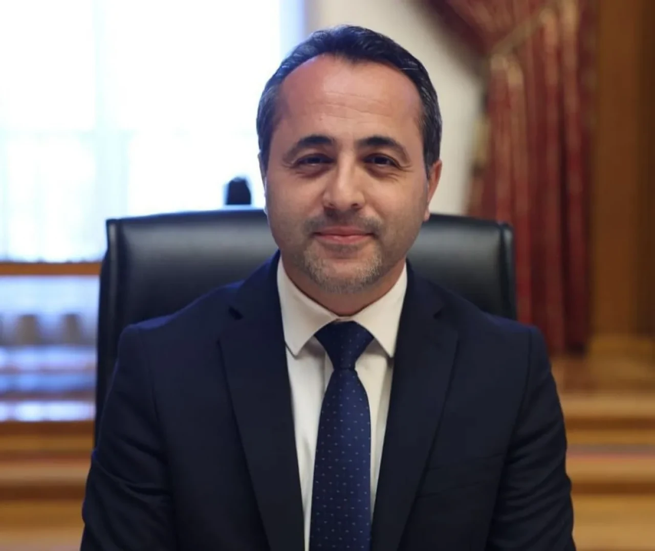 Babacan açıkladı: Kalegöl otel Öğretmen Akademisi oluyor!