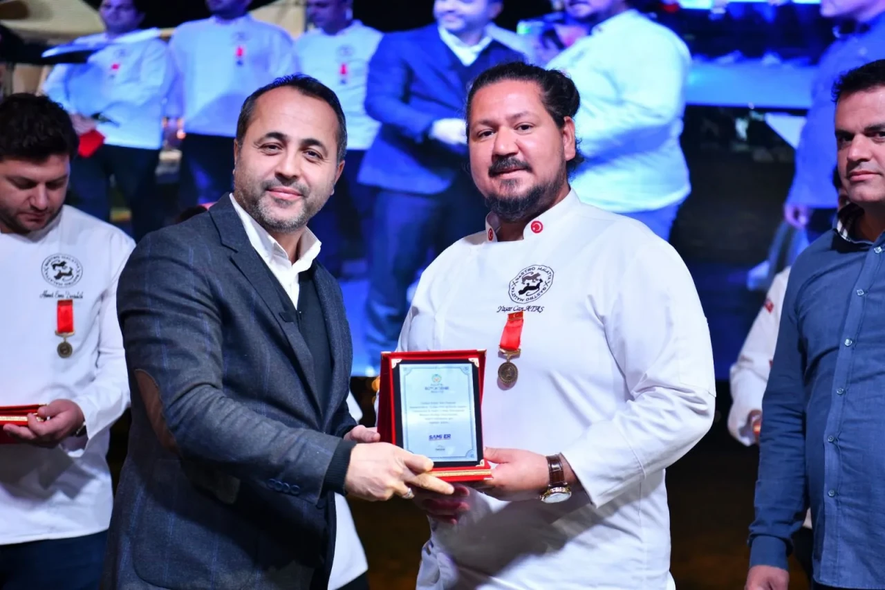 Siyasiler Festival'de birtek Gastronomi'de buluştular!