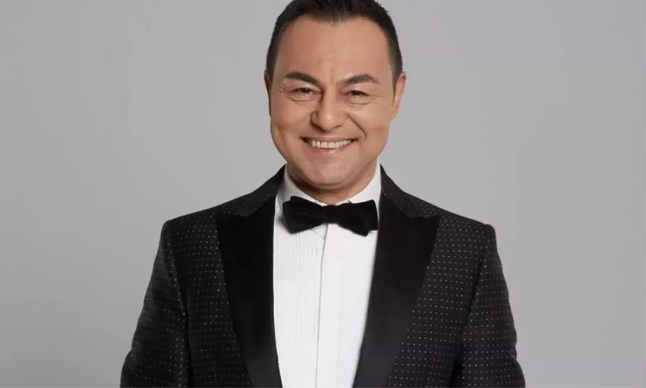 Serdar Ortaç sahnede sarhoş olunca şarkı söyleyemedi!