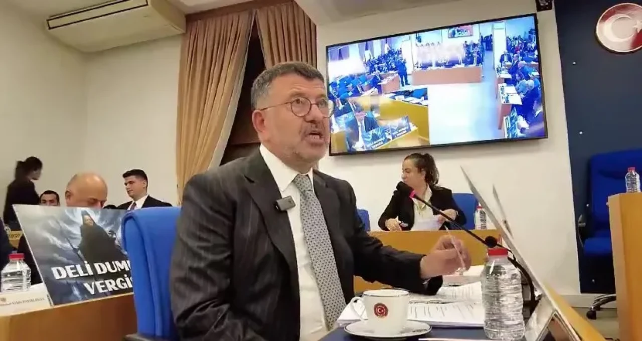 Ağbaba: "Bu haraç yasası ile Malatyalı kira dahi ödüyemez!"