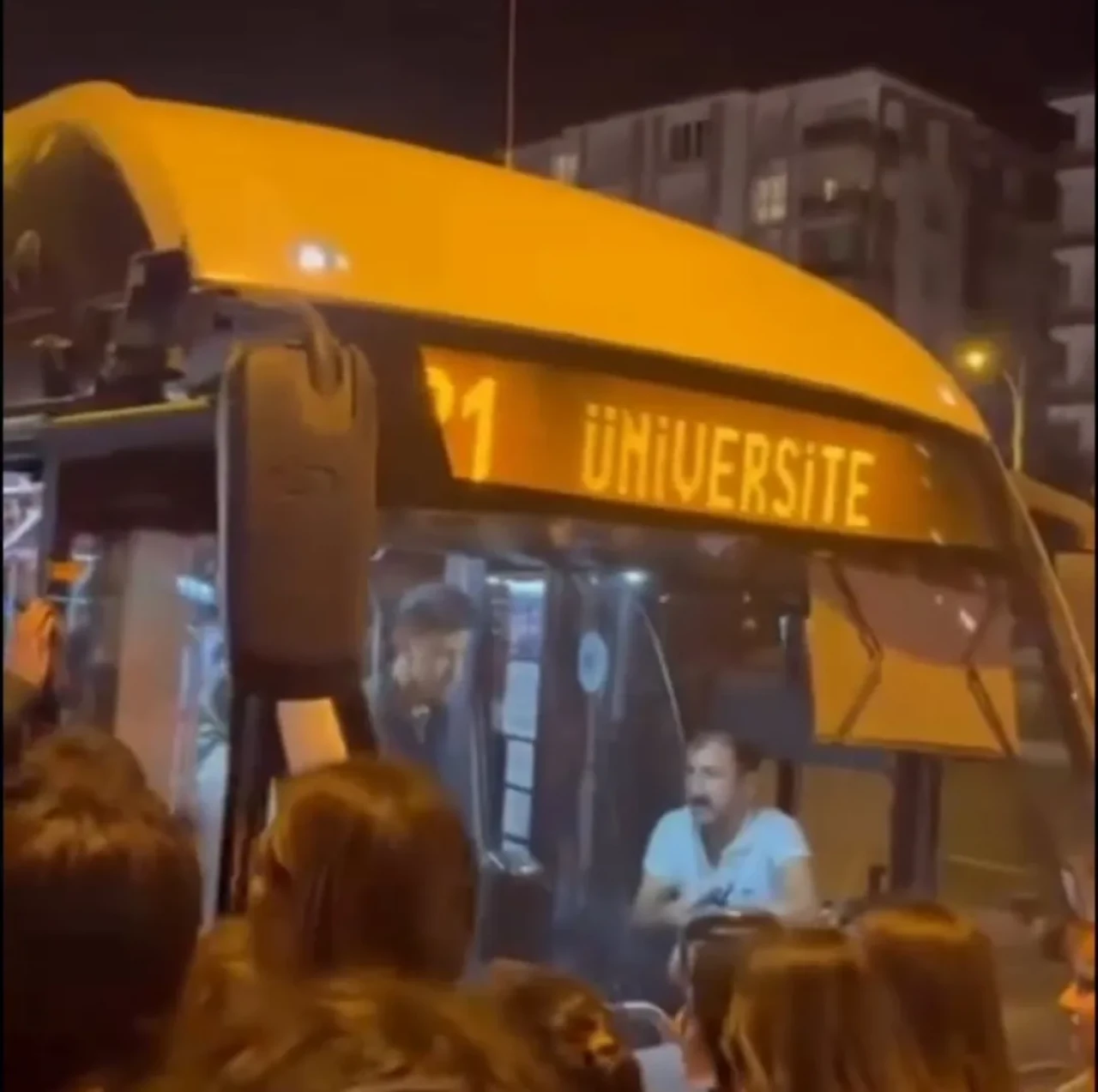 Festivalde ilk fiyasko! Üniversiteli öğrenciler mağdur oldu!