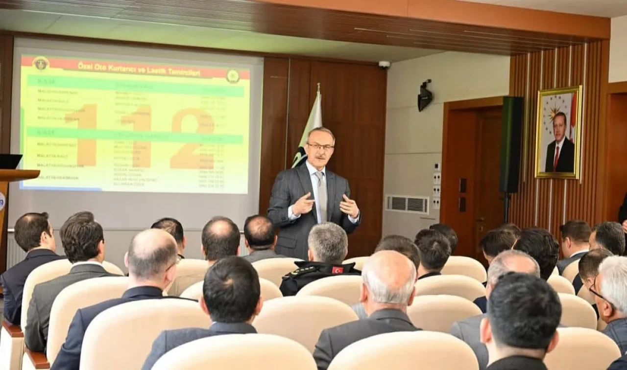 Vali Seddar Yavuz kazalar için önemli toplantı yaptı!