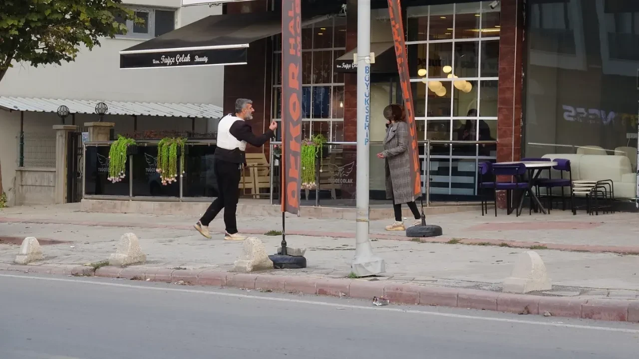 Malatya’da ölmek isteyen kadını polis kurnaz hareketlerle kurtardı!