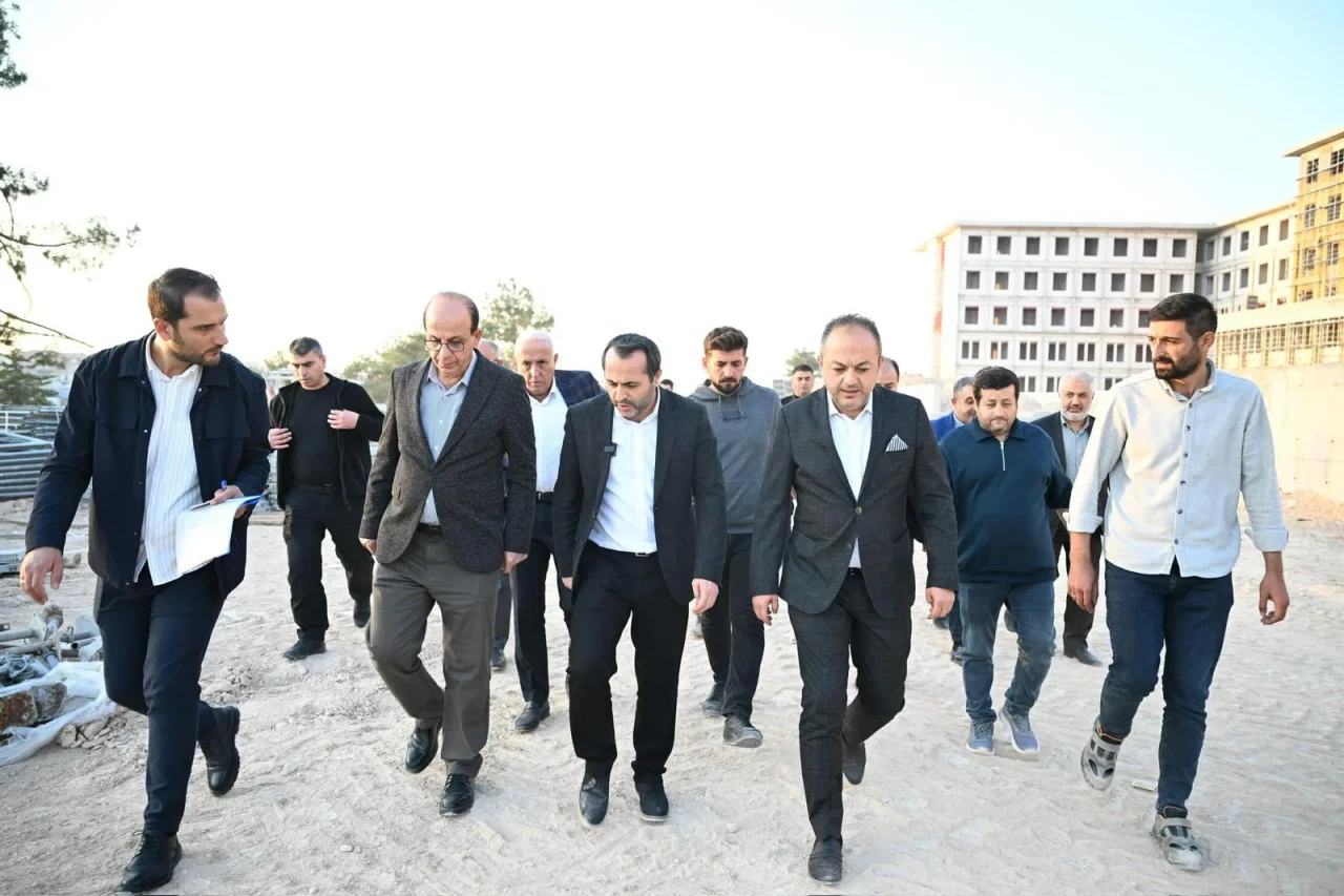 Babacan ne yapıyor? Malatya’da hizmet kısır döngüsü mü?