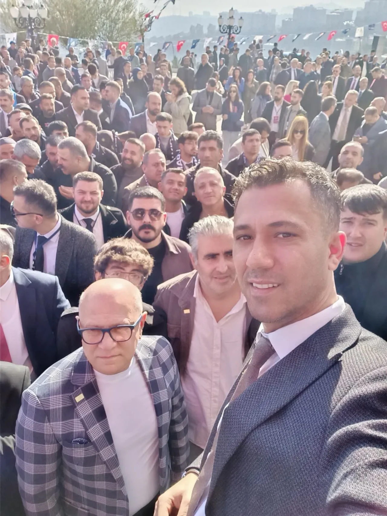 Anahtar Parti’nin 1. Yıl Kutlamasında Battalgazi Rüzgârı Esti!