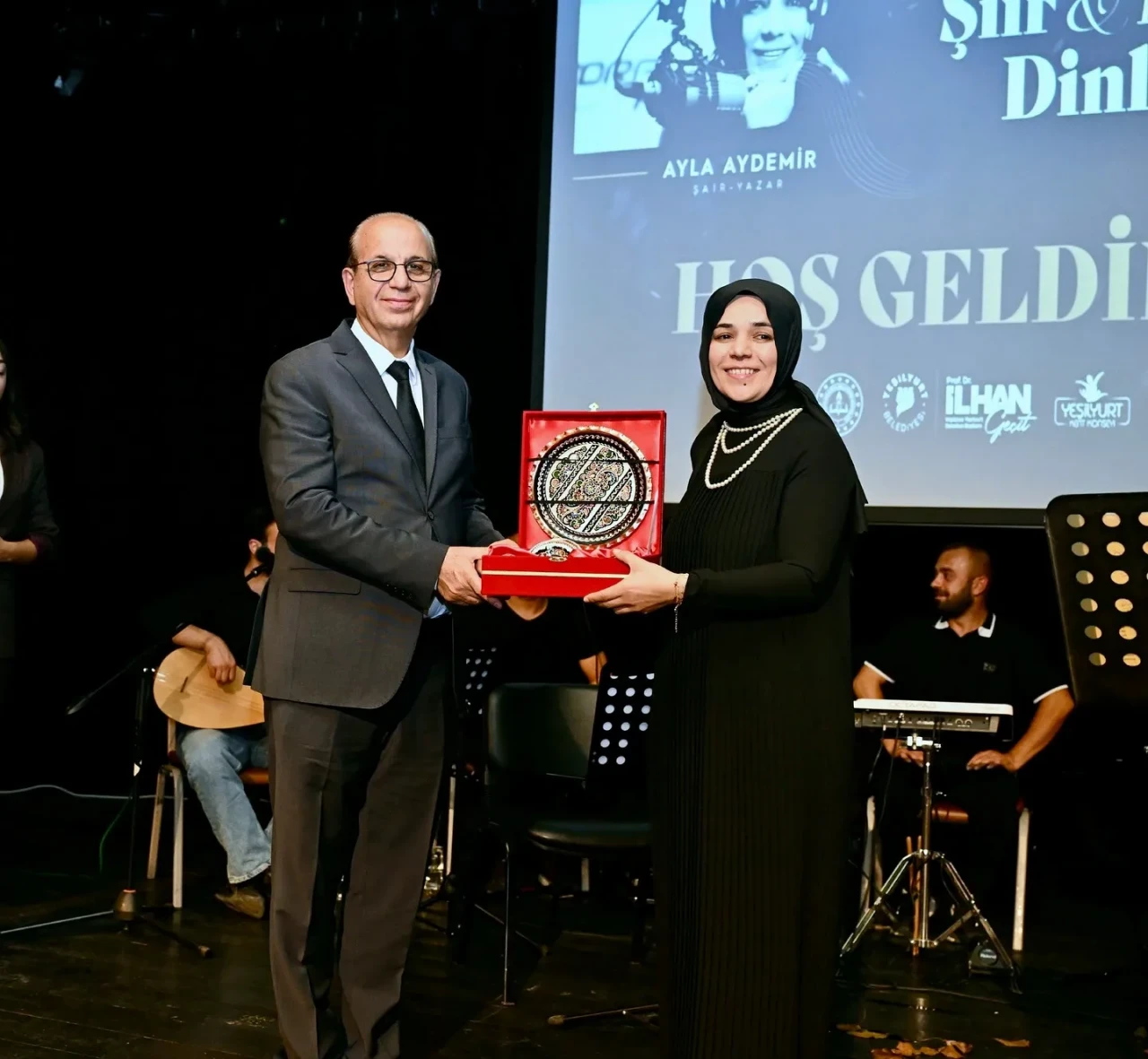 Yeşilyurt Belediyesi hem sanatın hem de hizmetin sesi oldu!