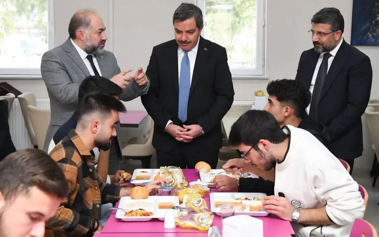 Malatya'da yurtlar ne durumda! Rektör Recep Bentli?