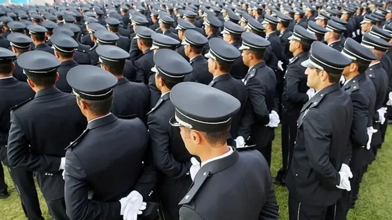 “Yıllarca Görev Yaptık, Sonra Bir Yazıyla Her Şey Bitti”