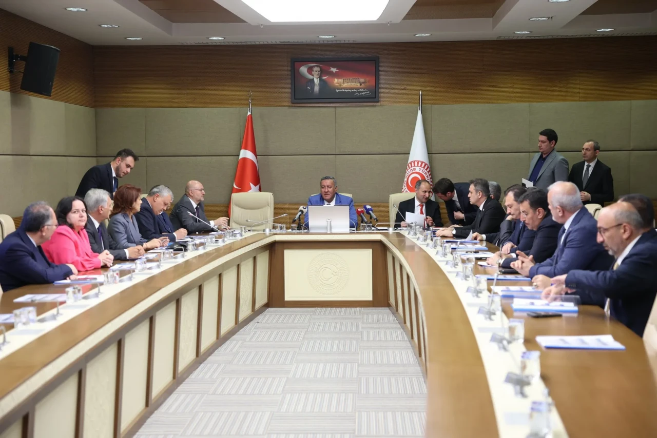 ZİRAİ DON İLE İLGİLİ GÖZLER MECLİSTEKİ TOPLANTIYA DİKİLDİ