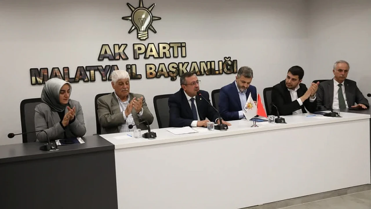 Ak Parti İl Başkanı göreve başlar başlamaz sert açıklamalar yaptı