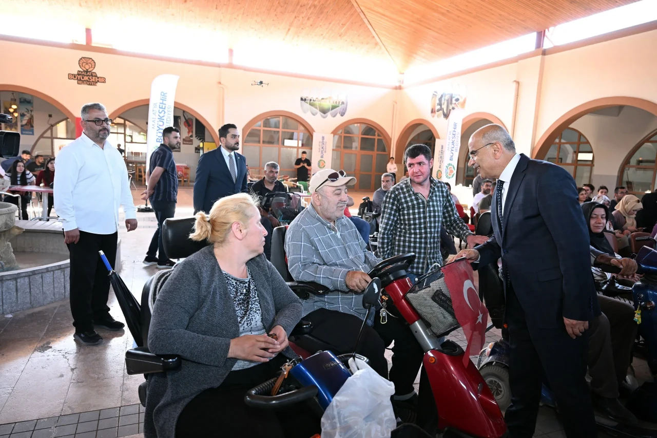 Belediye Başkanı sayesinde Fatihlilerden Malatya’ya anlamlı Destek