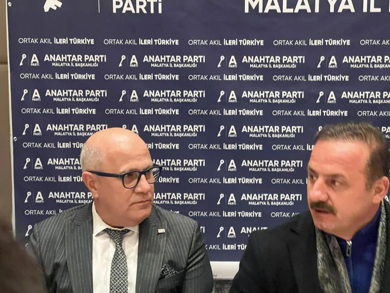 “DSİ KAYISI AĞAÇLARINI BİLEREK KURUTMAYA ÇALIŞIYOR SESİMİZİ DUYMUYOR"