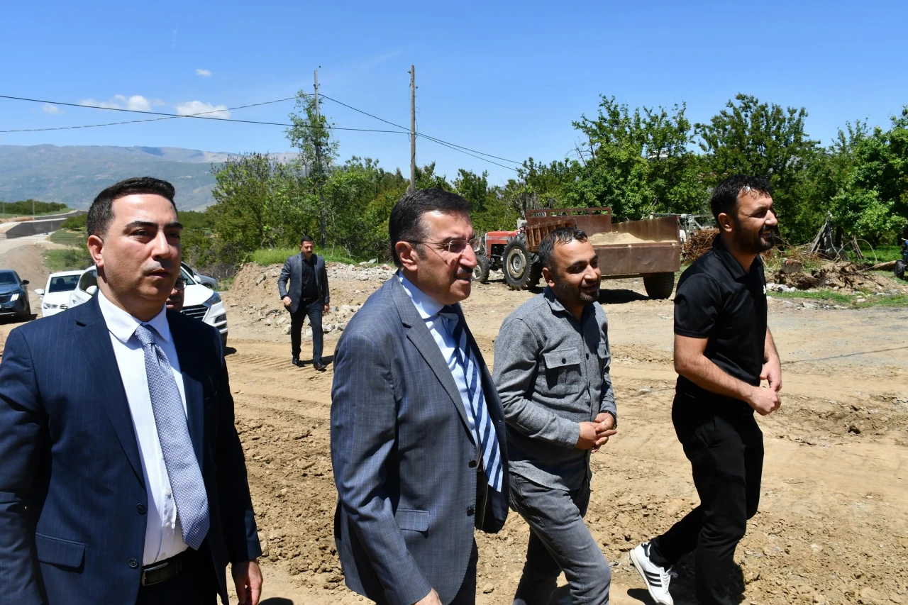 TÜFENKÇİ: “DOĞANYOL’U DAHA YAŞANABİLİR HALE GETİRİYORUZ”