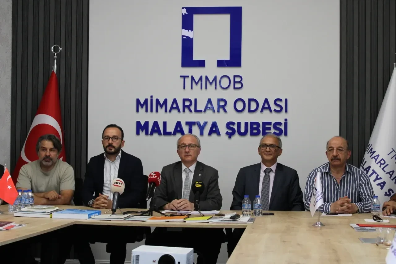 “Malatya'da yeni yapılar kent belleğini yok ediyor”