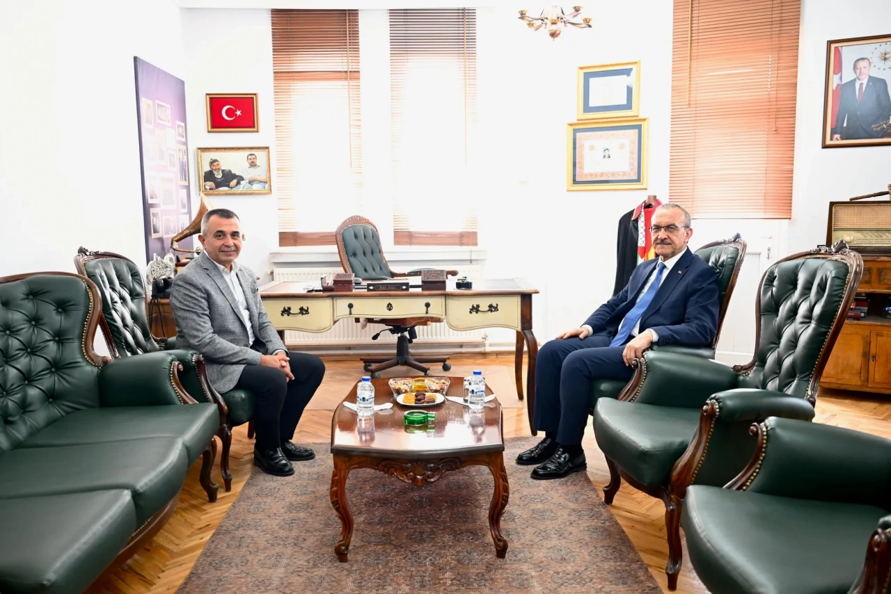 Kayıp Vekil nihayet Valiyi ziyaret edip Malatya'yı konuştu!