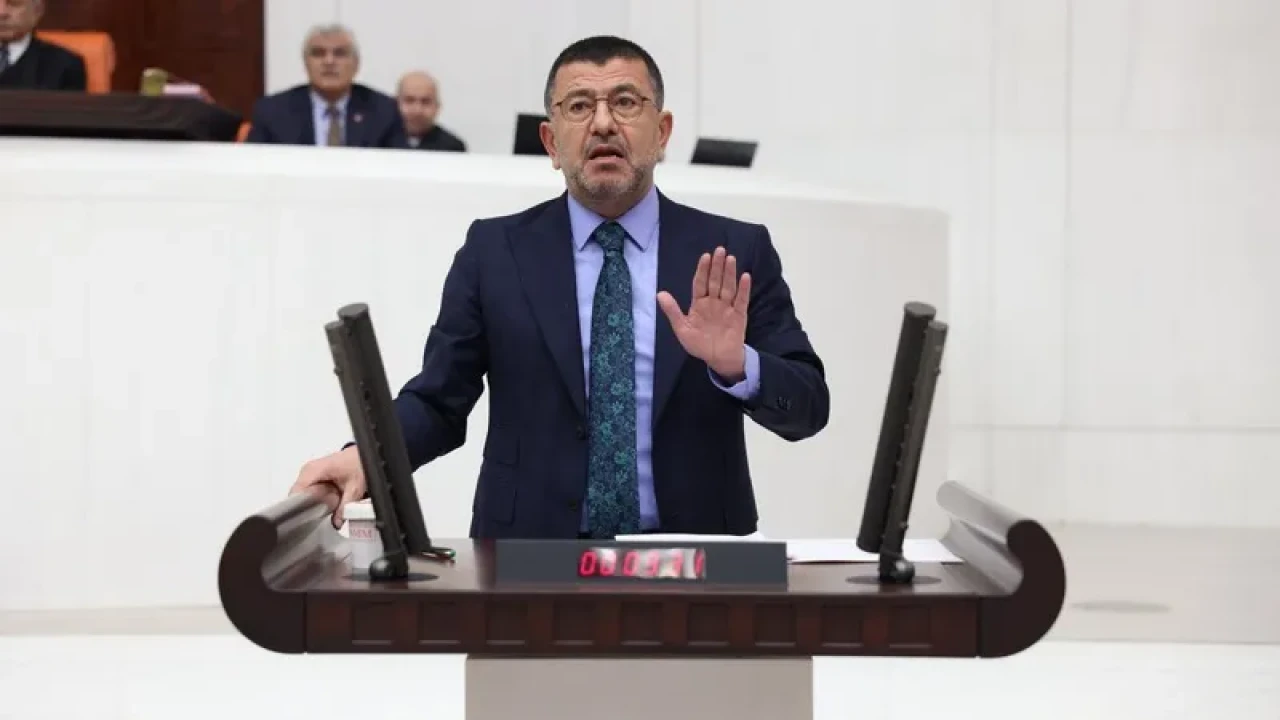 Veli Ağbaba  “Dalga dalga operasyon dalga dalga hukuksuzluk”