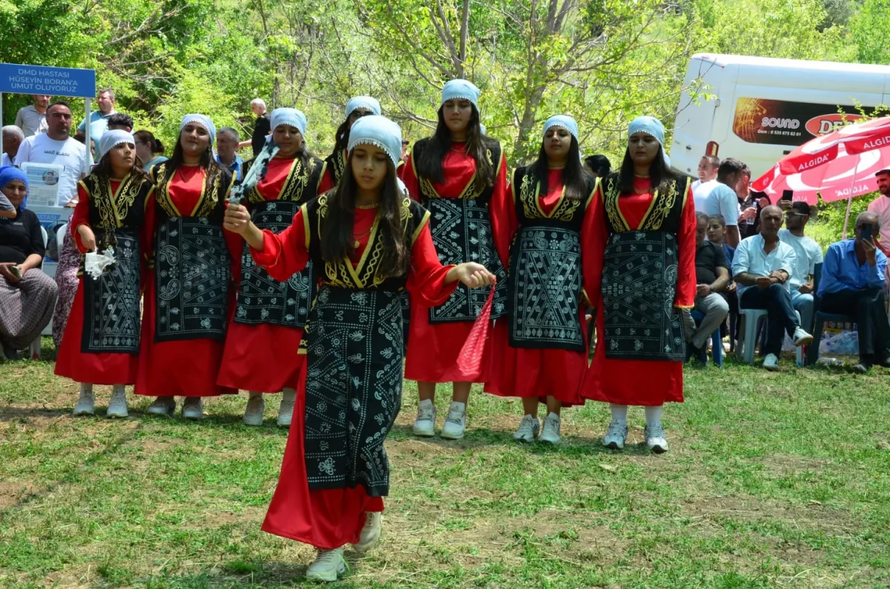 Arguvan’da Yayla Şenliği Coşkusu: Atmalılar Birlik Mesajı Verdi