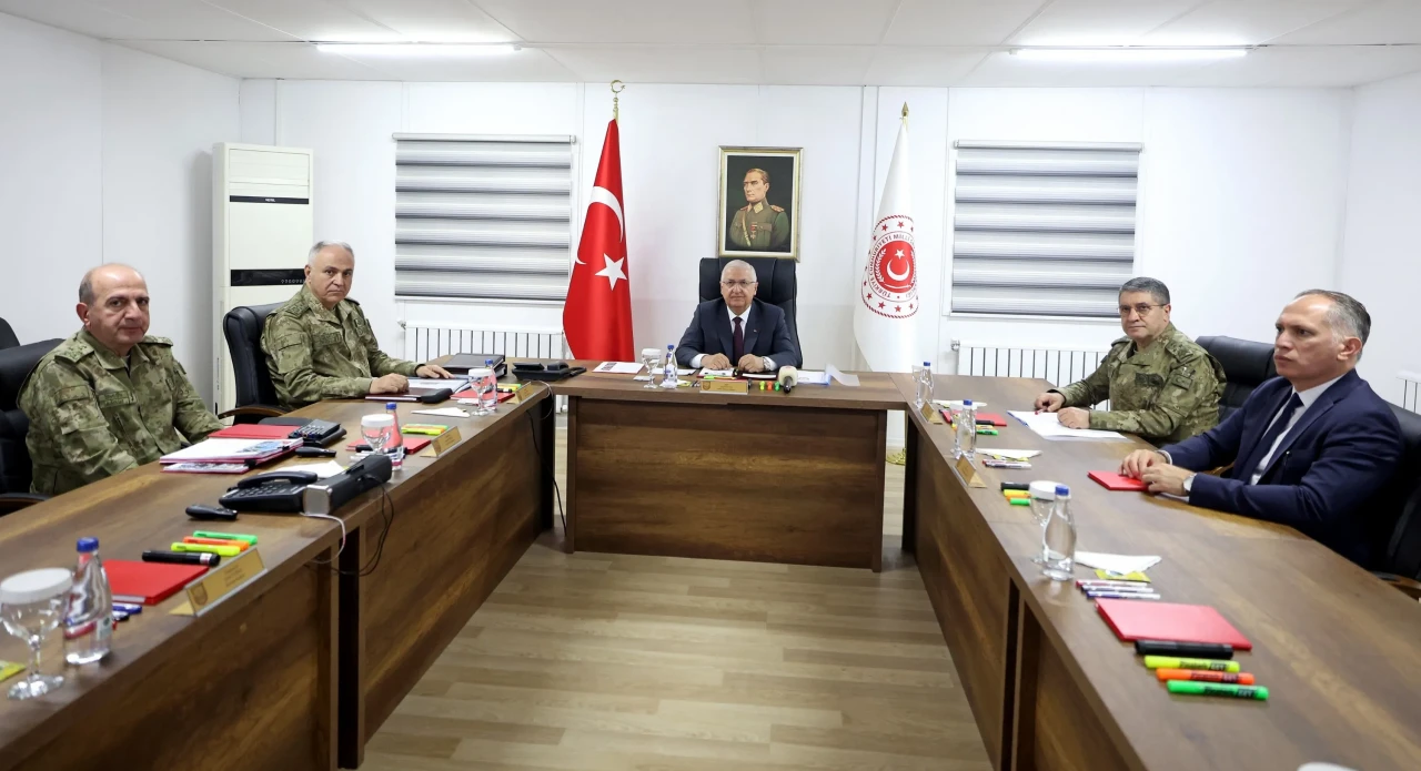 Malatya’da Kritik Zirve: Bakan Güler 2. Ordu Karargâhında