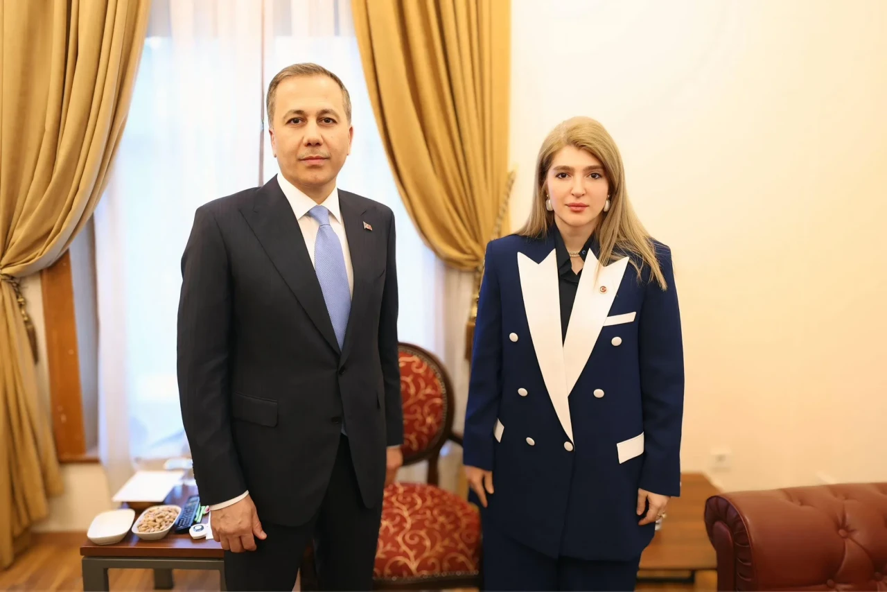Bakan Ali Yerlikaya Malatya'yı yakından takip ediyor!