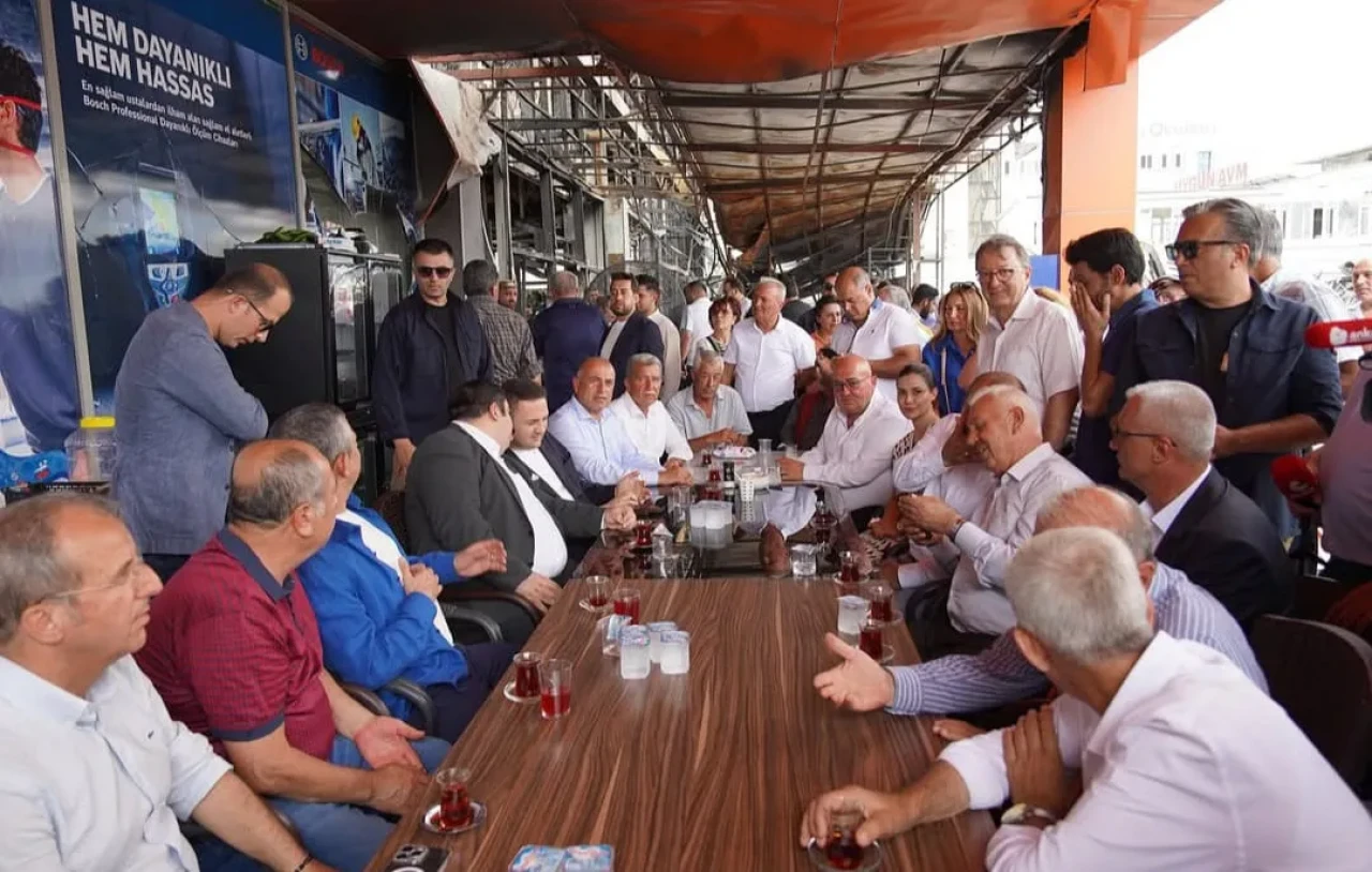 CHP Genel Başkanı Özgür Özel geçmiş olsun için Malatya’da!