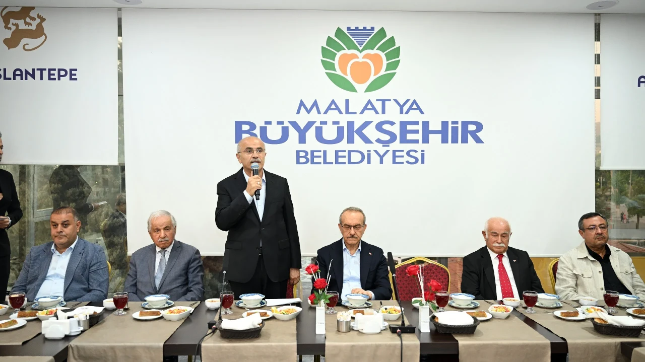 Büyükşehir Başkanı Sami Er yanlış yaptı Aleviler sustu!
