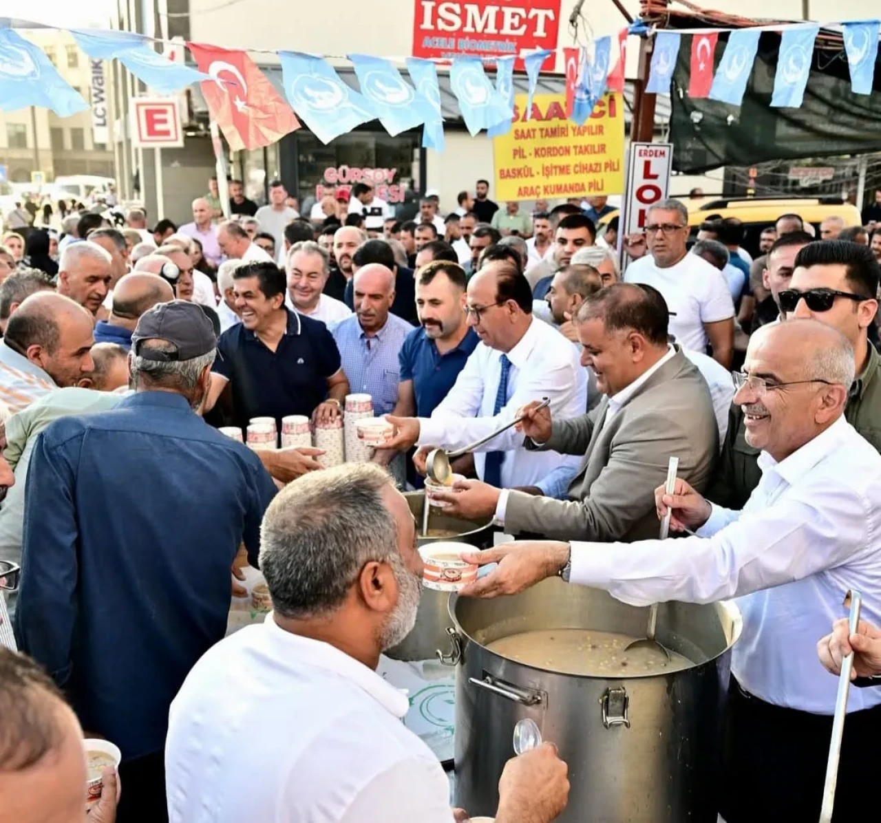 Malatya Ülkü Ocakları'ndan Geleneksel Aşure Programı