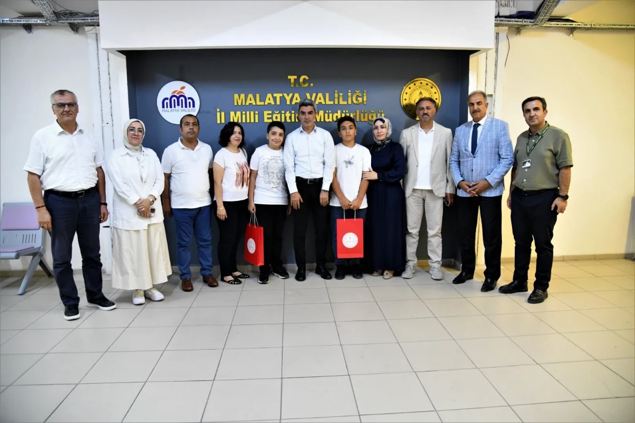 Malatyalı dört öğrenci başarıları ile Baykar Fen Lisesi'ni hak etti