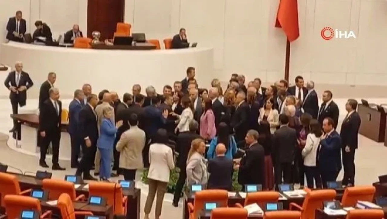 "Hapsedilen Zeydan Karalar değil, Adana halkının iradesidir!"