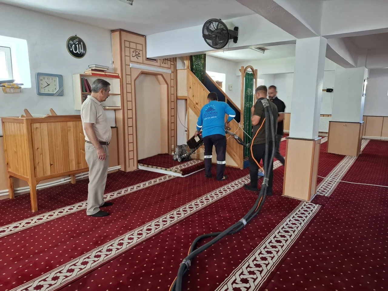 Doğanşehir’de camileri Adıyaman Belediyesi temizledi! tepki çığ gibi