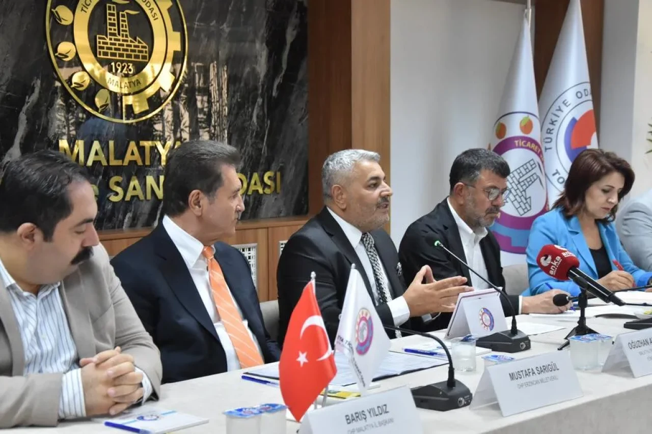 CHP’li Milletvekilleri Malatya TSO’da İş Dünyasıyla Buluştu