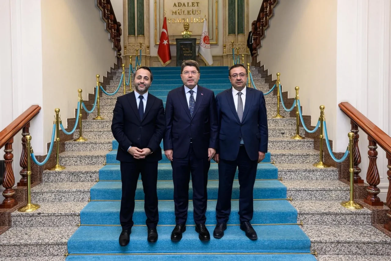 Adalet Bakanı Tunç’a Malatya heyetinden makam ziyareti