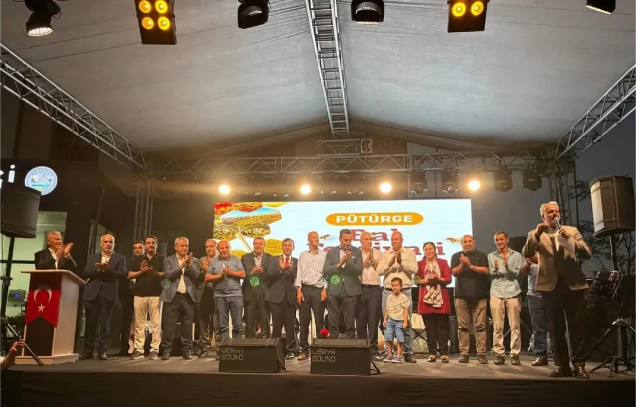 Pütürge'de Bal Festivali Coşkuyla Kutlandı! Türküler ile eğlendiler!