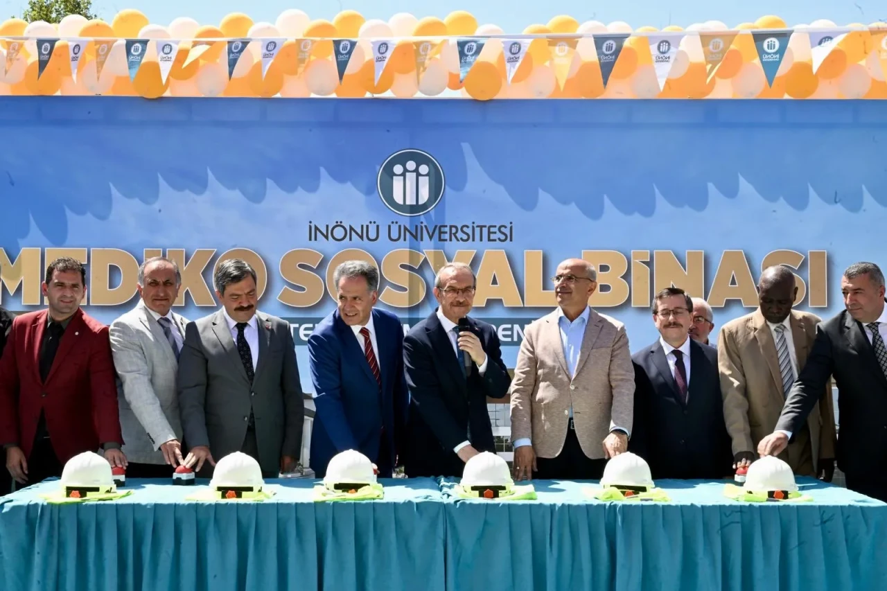 Depremde Yıkılan Mediko Sosyal Binası Yeniden Yapılıyor