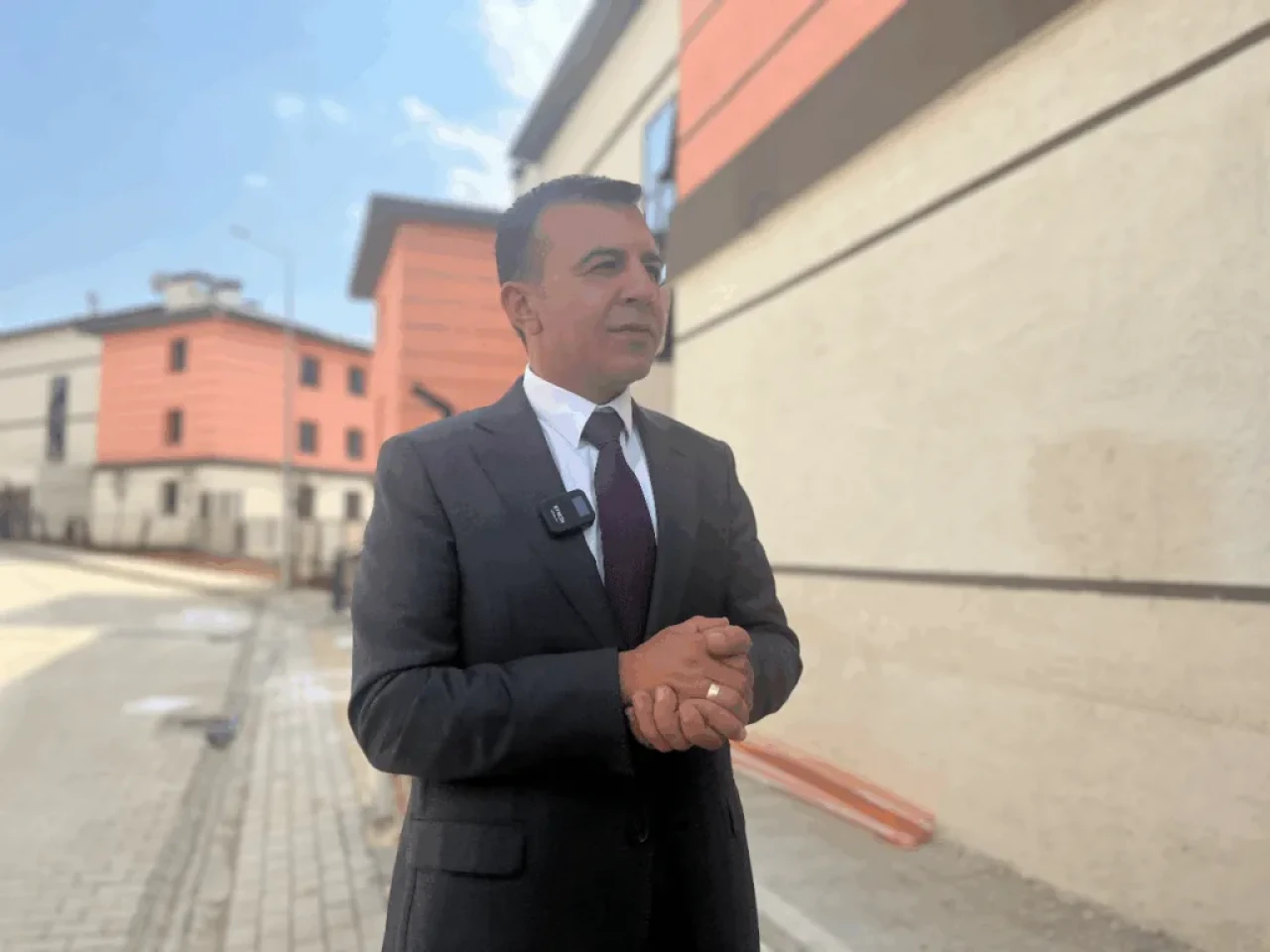 “İstanbul’da geçinemezsiniz Pütürge’de iş var geri gelin”