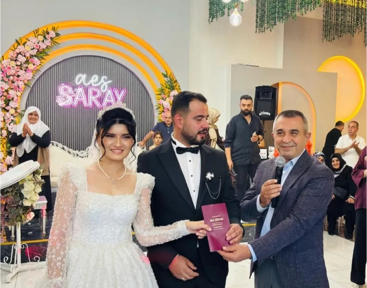 Malatya’da düğünlerin milletvekili İhsan Koca! Vatandaşa yok!