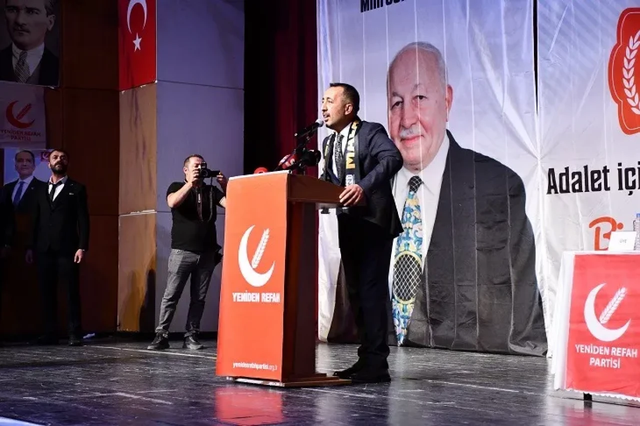 Burhan Kılıç: Çocukları okutmak için boğazlarından kesiyorlar!