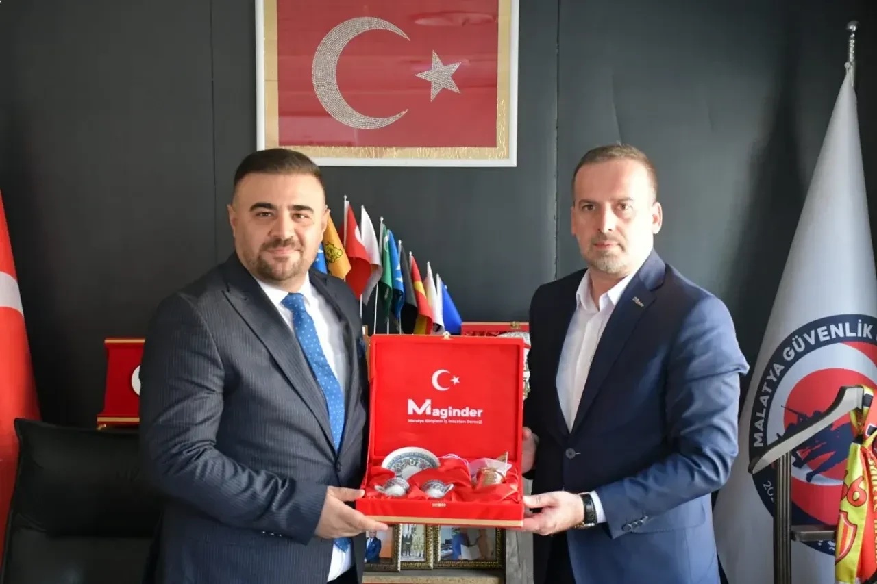 Malatya’da “Gündem Avcısı” Karademir: Hizmet Yerine Ziyaret!