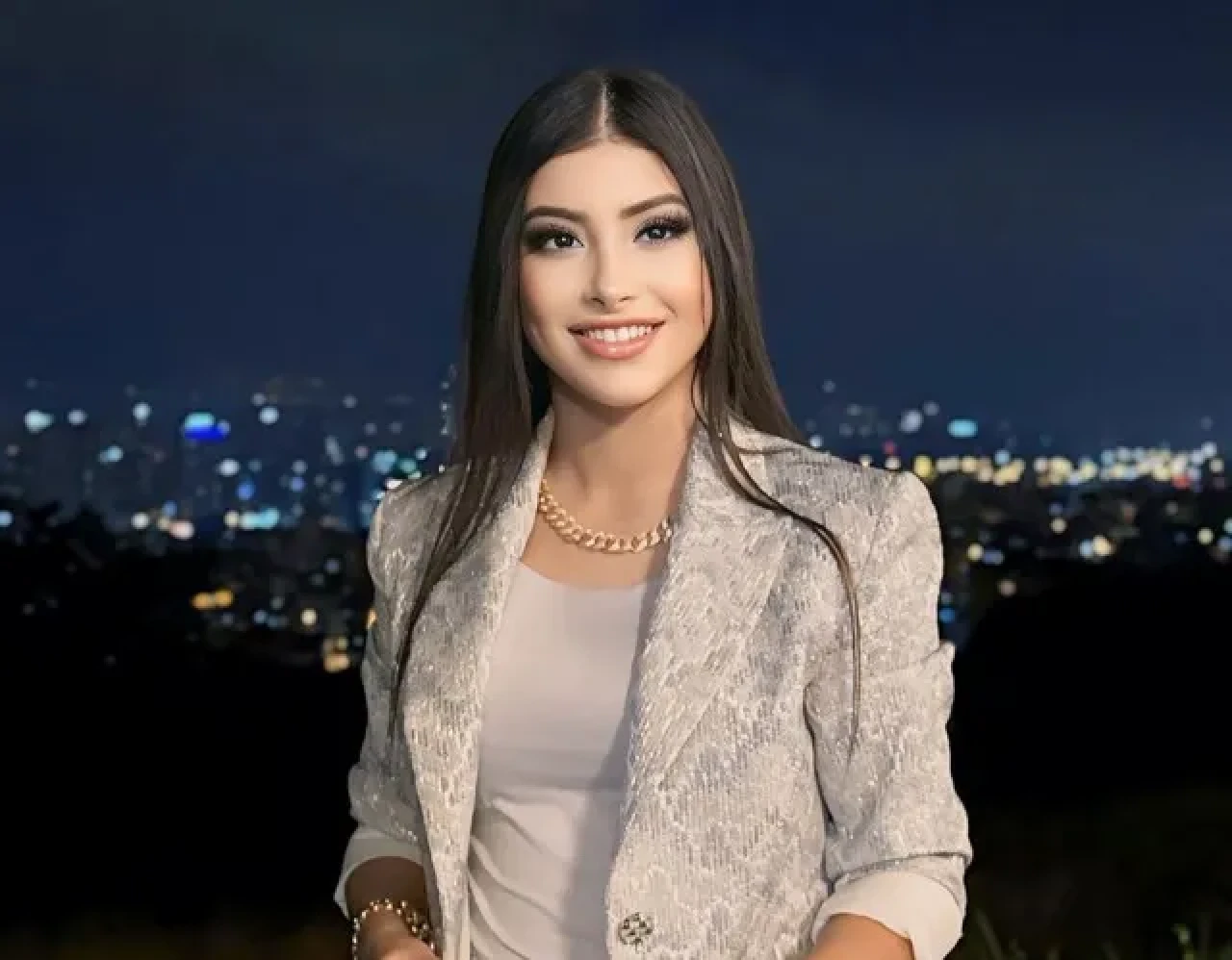 Aynur Polat 15 Ağustos’ta Malatya’da Muhteşem Konserde Sahne Alacak
