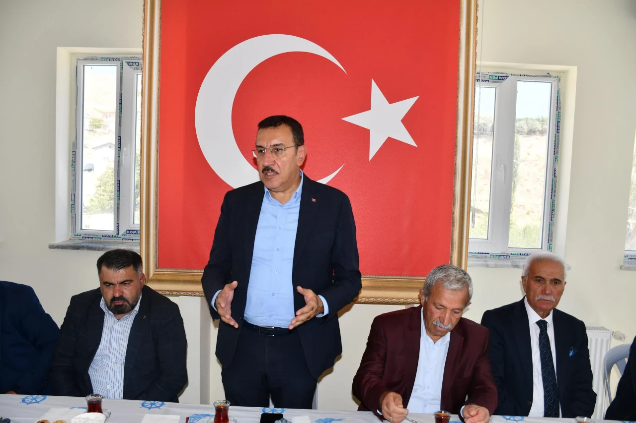 Tüfenkci’den Tokat Sözler: Bu Millet Çalanı-Çırpanı İktidara Getirmez