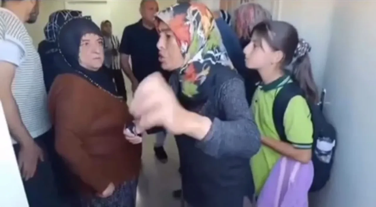 Malatya’da konteyner kent tahliye krizi baş gösterdi!