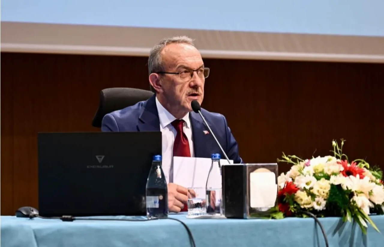 Seddar Yavuz: Kırsalda gecekondu değil villa yapıyoruz!