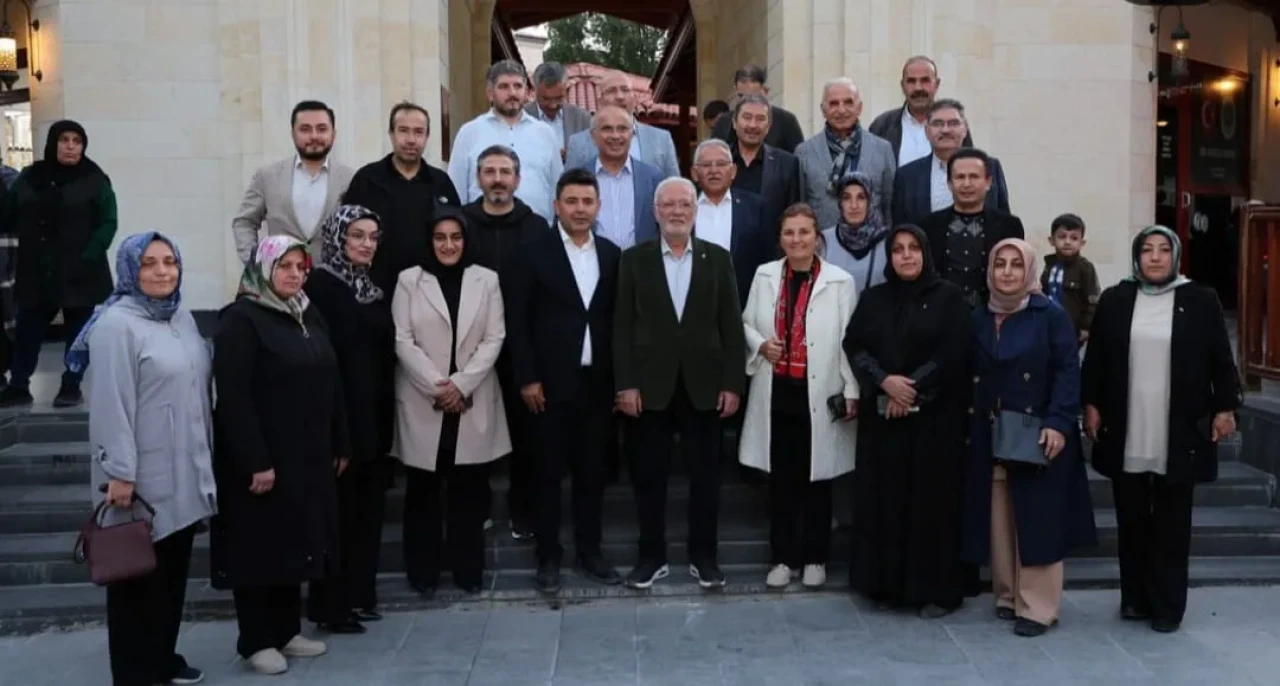 Ak Partili siyasetçiler ve bürokratlar Darende’de Bir araya geldiler!