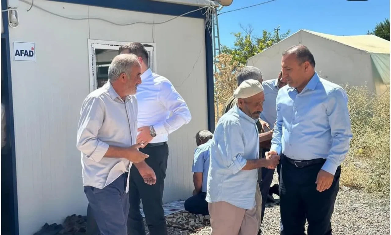 Başkan Abdulvahap Göçer: "Yazıhan'da güdülecek adam yok!"