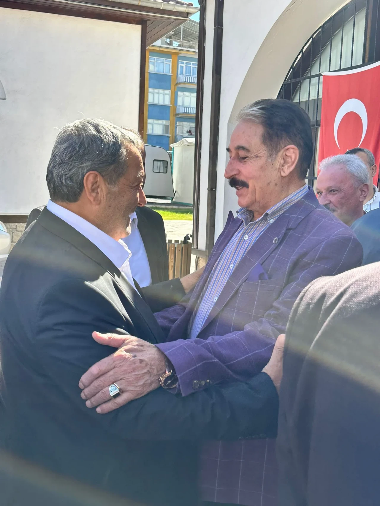 Fendoğlu: “Devlet Bey Varsa Kürt de Yaşar, Türk de Yaşar”