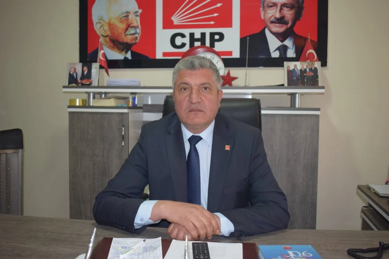 Akçadağ’da Kayısı Bahçeleri Tehlikede! Ağaçlar Kuruyor!